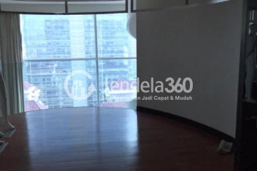 Bedroom High Floor 1BR Apartment with  View at City Lofts Apartment