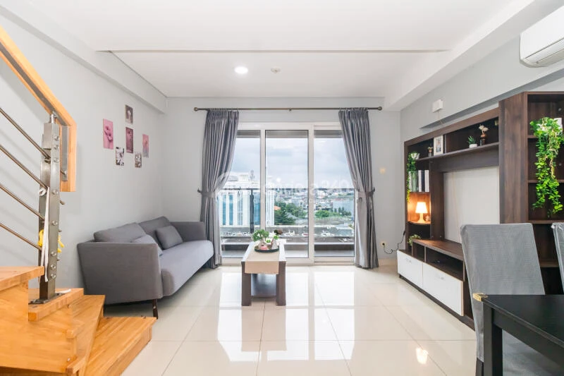 Living Room Maqna Residence 2BR Fully Furnished