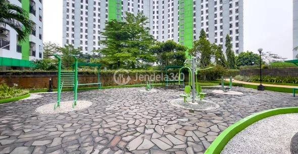 Outdoor Gym - Green Lake View Apartment