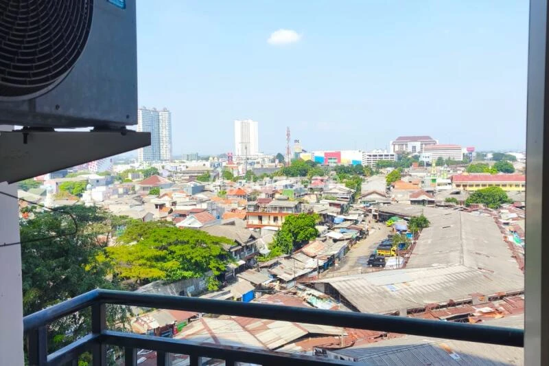 Balcony Studio Margonda Residence 5 Apartment at Tower 5