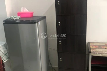 Kitchen Excellent Studio Apartment at Easton Park Residence Jatinangor Middle Floor