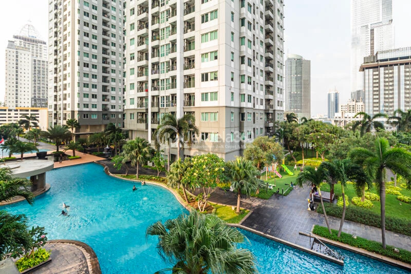 Balcony Thamrin Residence Apartment 1BR Fully Furnished