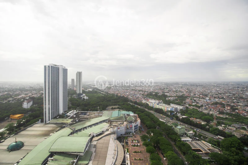 Balcony 1BR U Residence Karawaci Apartment at High Floor