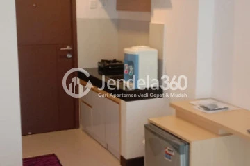 Kitchen Low Floor Studio Apartment with City View at Kebayoran Apartment
