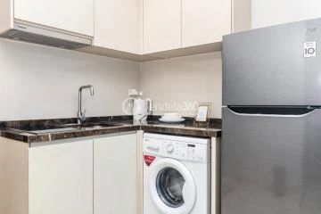 Dining Room Simply Look 2BR Apartment High Floor with  View at Puri Mansion