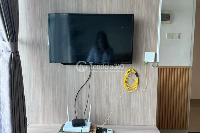Bedroom 1BR Grand Kamala Lagoon Apartment at Low Floor