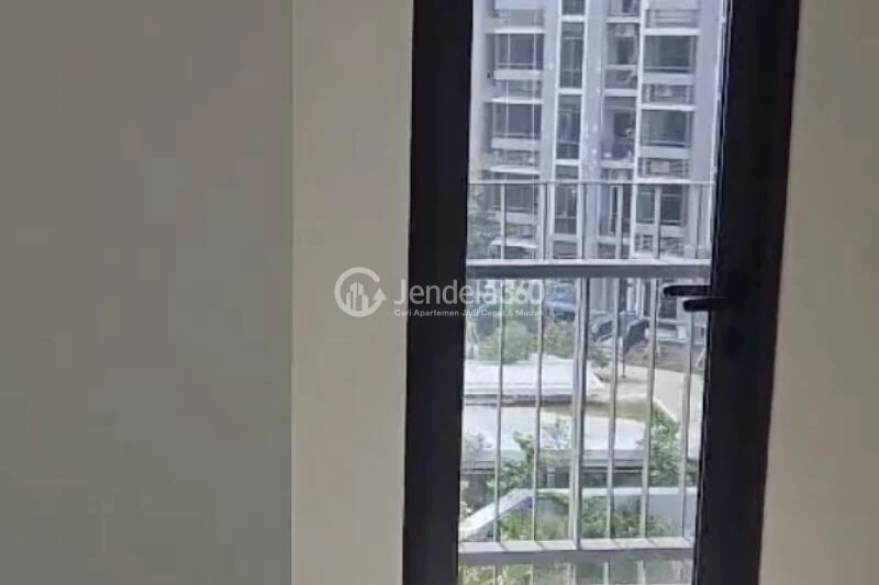 Bedroom 1 Low Floor 2BR Apartment with City View at Pakuwon Residence Bekasi