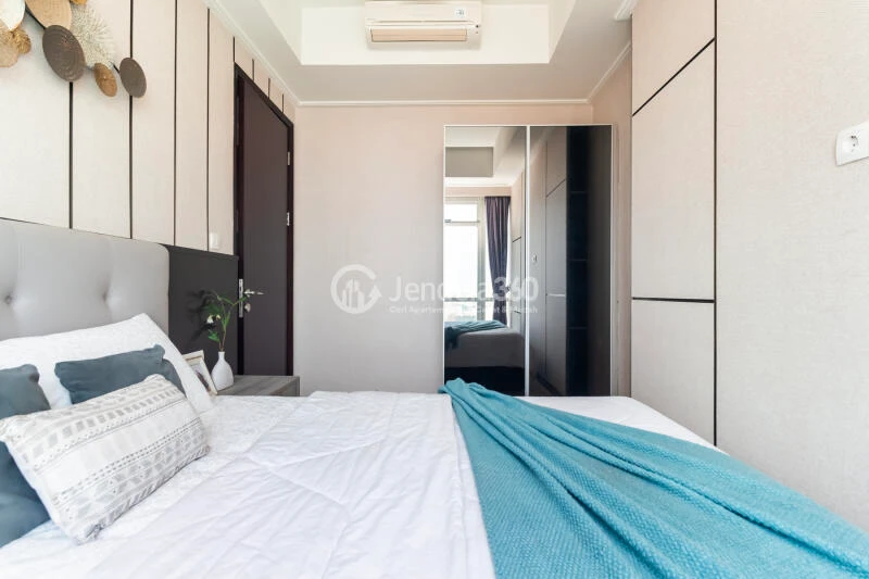 Bedroom 1 High Floor 2BR Apartment with City View at Menteng Park