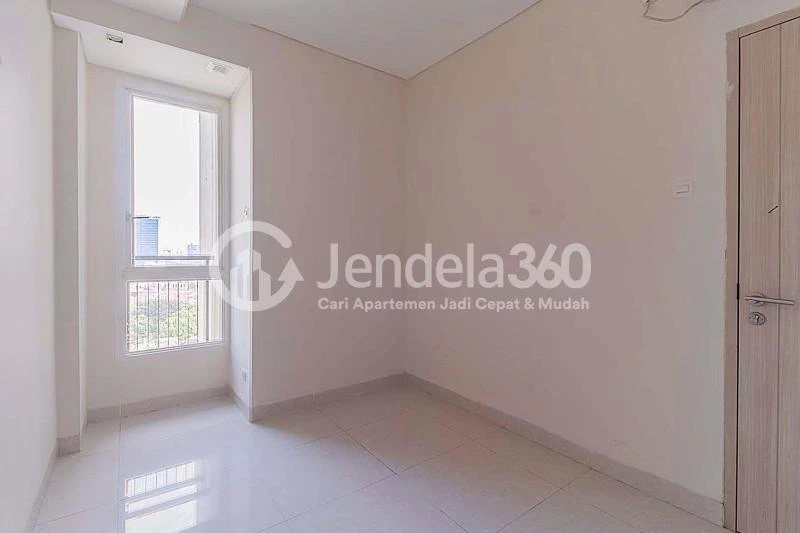 Bedroom 1 Elpis Residence Apartment 2BR Semi Furnished