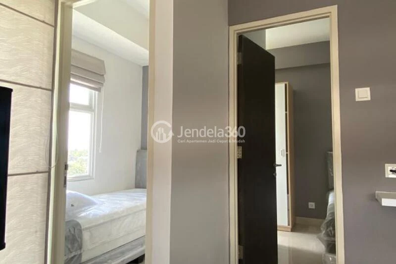 Bedroom Low Floor 2BR Apartment with  View at Serpong Garden Apartment