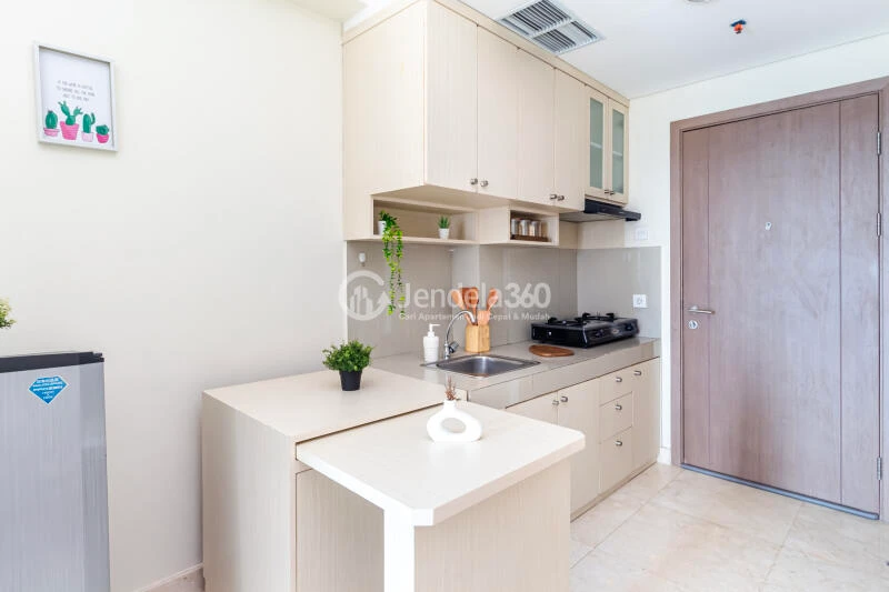 Kitchen Affordable 1BR High Floor Apartment at Puri Orchard Apartment, Fully Furnished