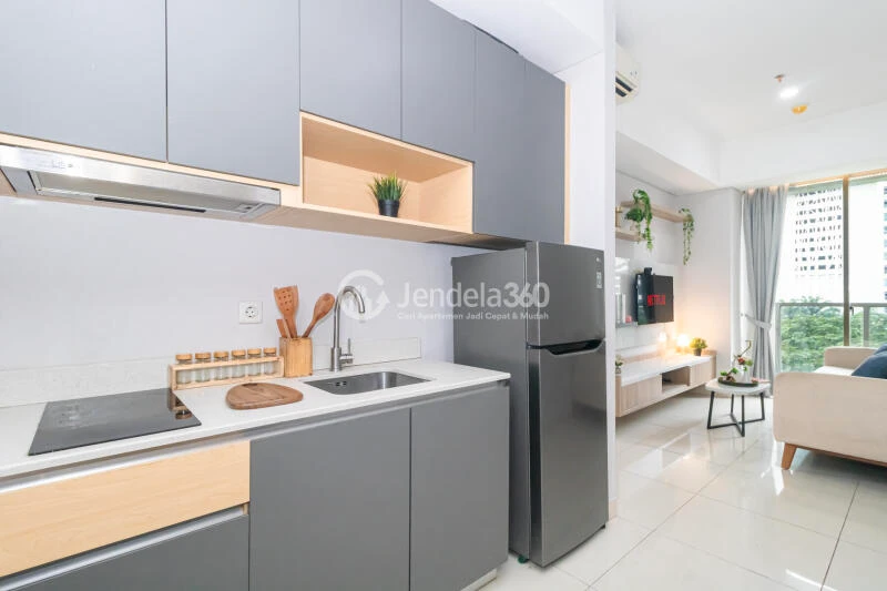 Kitchen 2BR Apartment with City View at Taman Anggrek Residence