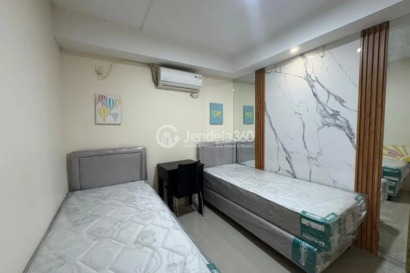 Bedroom 2 2BR Apartment with  View at Metropark Condominium