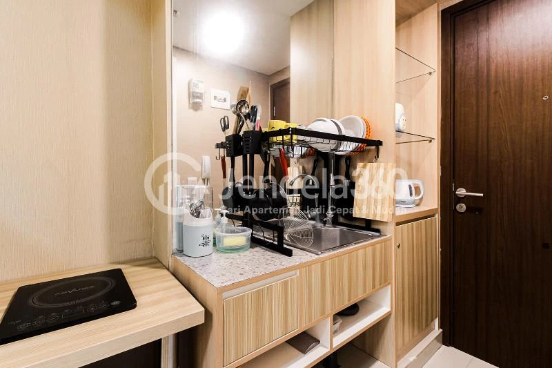 Kitchen Studio Parkland Avenue Apartment at Low Floor