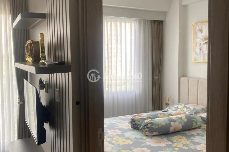 Bedroom 1 2BR Podomoro Golf View Apartment at Low Floor