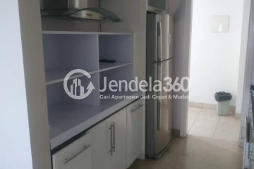 Kitchen Spacious 3BR Apartment Low Floor with City View at Pantai Mutiara Apartment