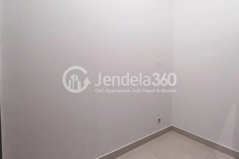 Bedroom 2 2BR Westmark Apartment at Low Floor