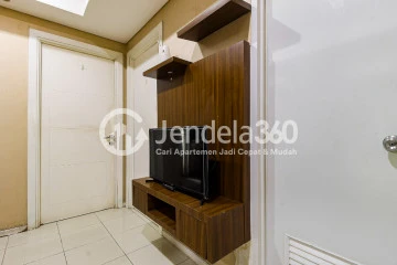 Living Room Spotless 2BR Apartment at Green Lake Sunter Apartment Tower NPR