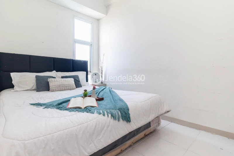 Bedroom Simply Look 1BR Apartment at Akasa Pure Living Apartment Tower Kalyana
