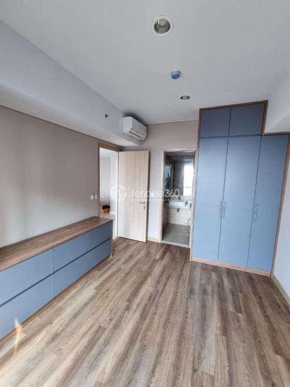 apartment photo