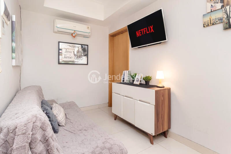Living Room The Mansion Kemayoran Bougenville 1BR Fully Furnished