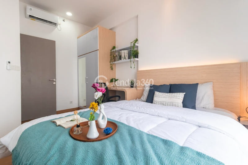 Bedroom Strategic Location 1BR Apartment High Floor with City View at Vasanta Innopark Apartment