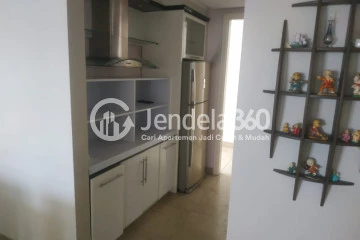 Kitchen Spacious 3BR Apartment Low Floor with City View at Pantai Mutiara Apartment