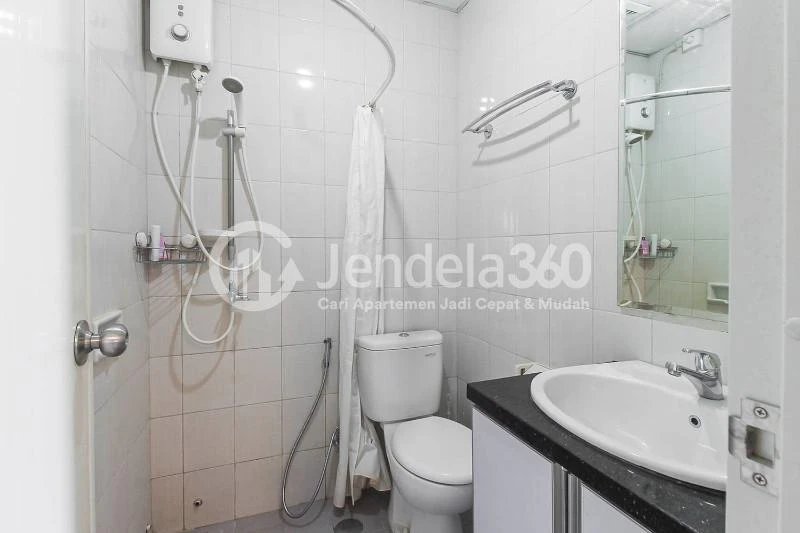 Bathroom Signature Park Grande 2BR Fully Furnished