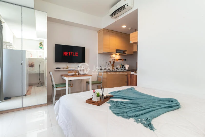 Bedroom The Crest West Vista Puri Studio Semi Furnished