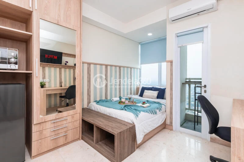 Bedroom Best Deal Studio Apartment Low Floor with  View at B Residence BSD