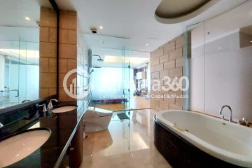 Bathroom Stunning 3BR Apartment at Kempinski Grand Indonesia Apartment Middle Floor