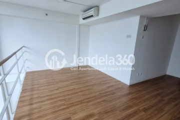 Bedroom Lovely 1BR Apartment Middle Floor with  View at City Lofts Apartment
