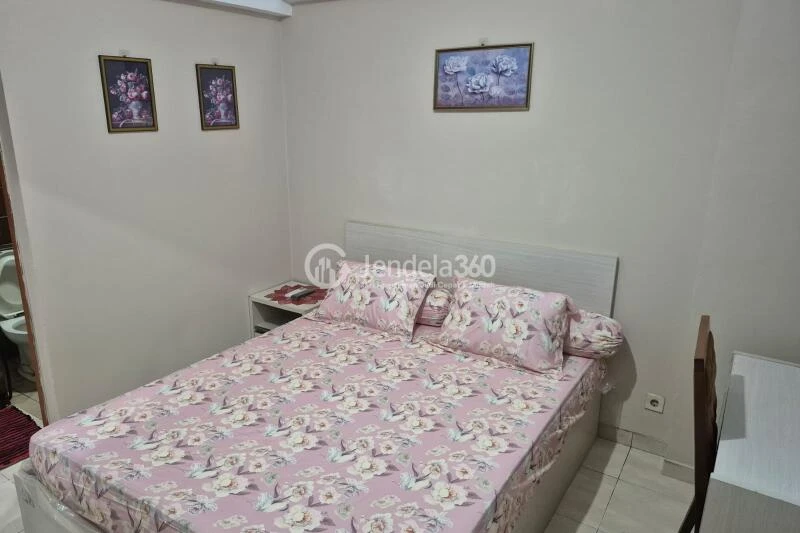 Bedroom Simply Look Studio Apartment at Margonda Residence 3 Tower 3