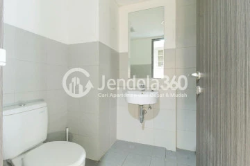 Bathroom Homey Studio Apartment at Bintaro Icon Apartment Tower Amethys