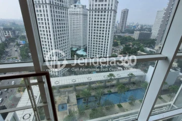 Balcony Lovely 1BR Apartment Middle Floor with  View at City Lofts Apartment
