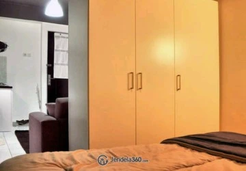 Bedroom Relaxed Studio Apartment at Pancoran Riverside Apartment High Floor