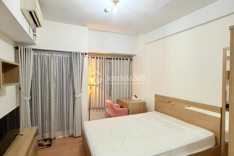 Bedroom Studio Apartment with  View at Margonda Residence 3