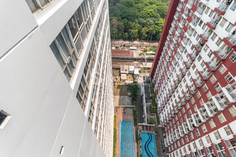 Balcony Studio Apartment with City View at Taman Melati Margonda Apartment
