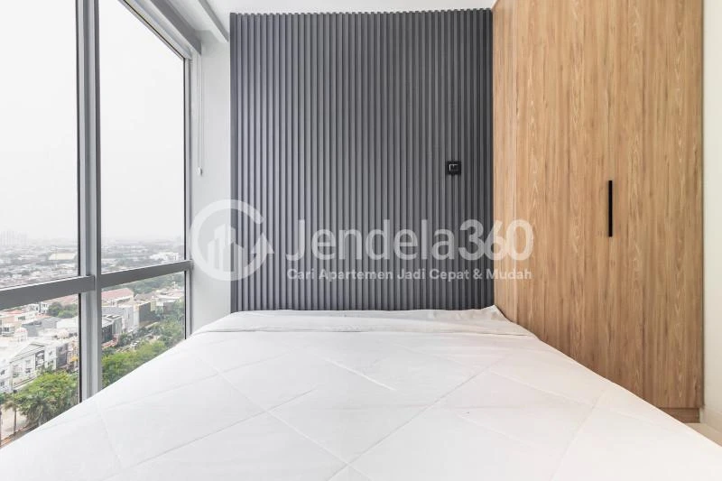 Bedroom 1 Good Deal 2BR Apartment Middle Floor with Pool View at Green Sedayu Apartment