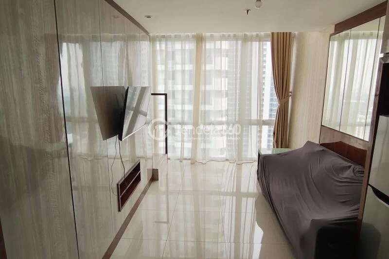 Living Room Elegant 1BR Apartment at U Residence Karawaci Middle Floor