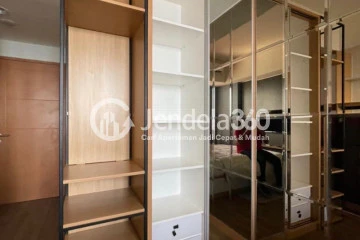 Bedroom High Floor Studio Apartment with City View at Evenciio Apartment