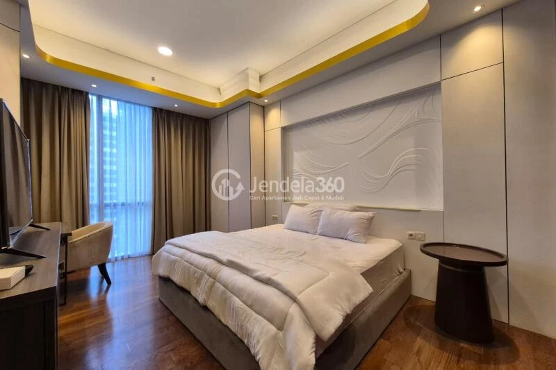 Bedroom 1 Low Floor 3BR Apartment with City View at Anandamaya Residence