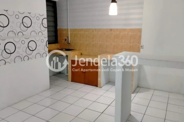 Kitchen Laguna Pluit Apartment 2BR Non Furnished