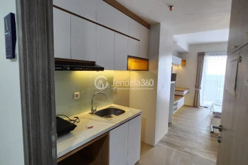 Kitchen Studio Apartment with  View at Anwa Residence