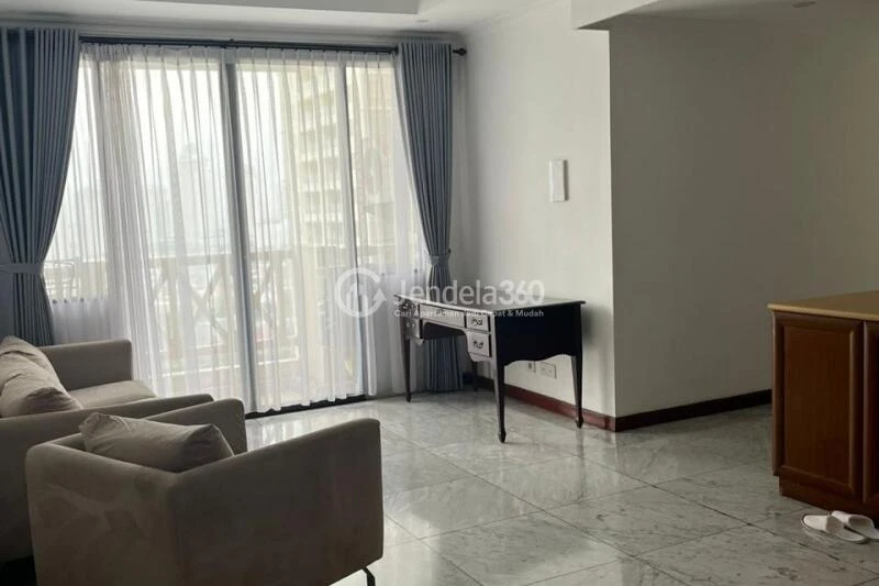 Living Room Flawless 3BR Apartment Middle Floor with City View at Simprug Indah Apartment