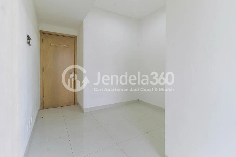 Bedroom Middle Floor 1BR Apartment with Golf view View at The Mansion Kemayoran Bougenville