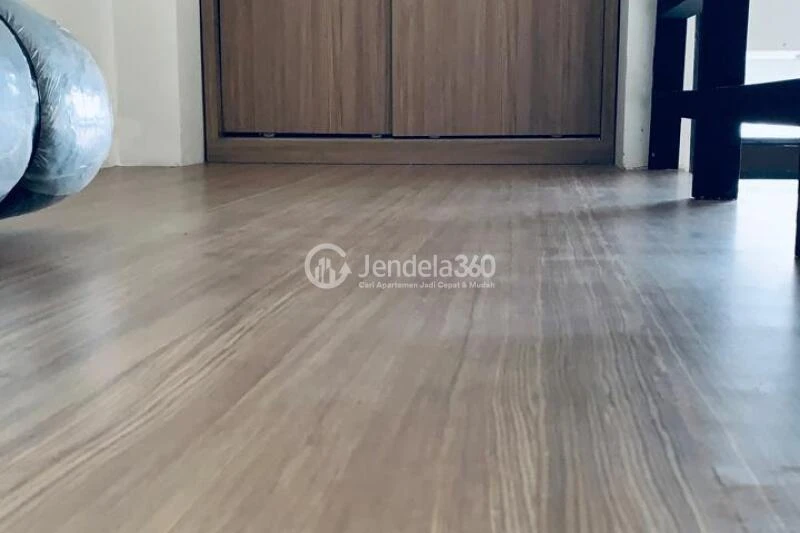 Bedroom Studio Apartment with  View at Dave Apartment