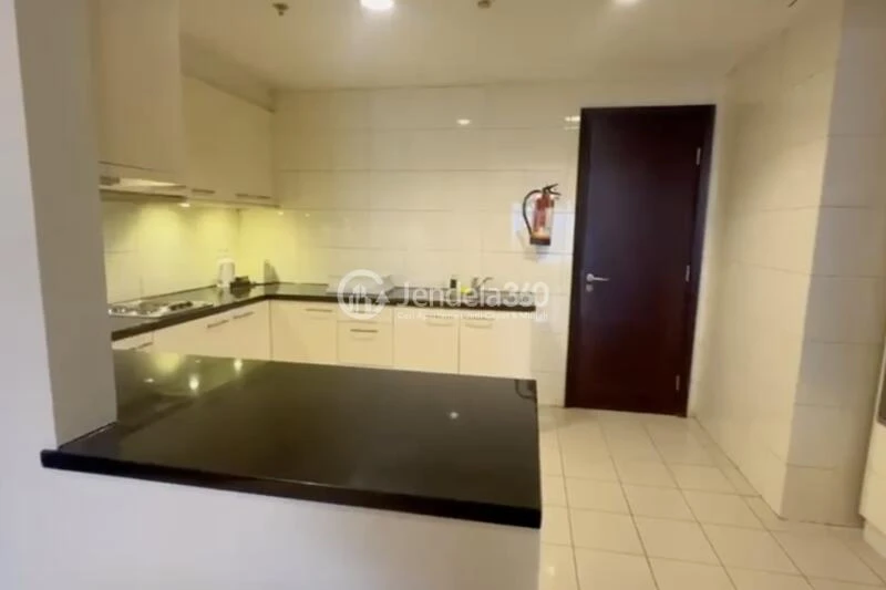 Kitchen Spacious 3BR Apartment at Somerset Permata Berlian Residence Tower South