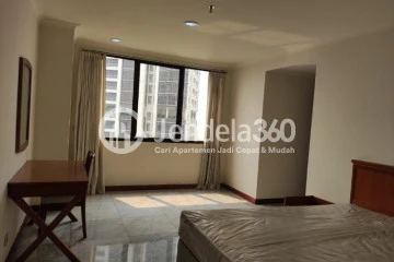 Bedroom Tidy 3BR Apartment High Floor with City View at Simprug Indah Apartment