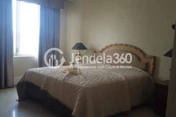 Bedroom 1 5BR Apartment with City View at Batavia Apartment
